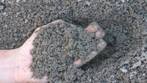 Rassen en selectie van zand voor beton