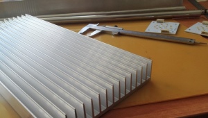 Profili radiatori in alluminio