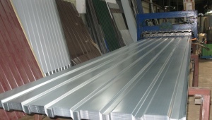 Features of galvanized corrugated board
