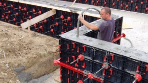 Types and applications of plastic formwork