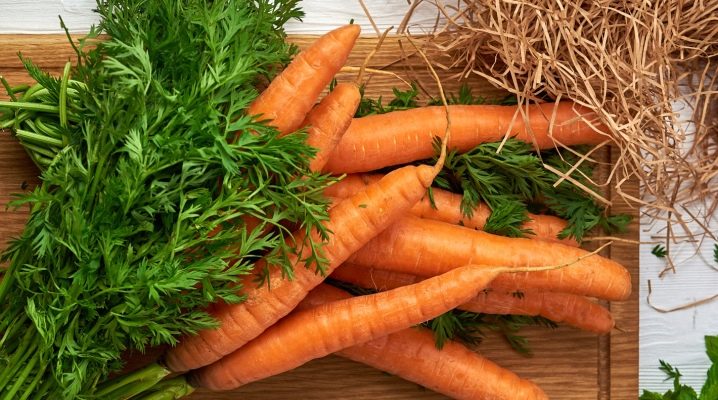 Vueltas y vueltas triunfante vestirse Peso della carota: quanto pesa in media una carota grande di diverse  varietà? Quanti pezzi sono 100 grammi?