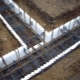 Fixed (non-removable) polystyrene foam formwork for the foundation