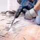 Dismantling tiles: process features