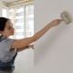 Kako premazati zidove pre lepljenja tapeta?