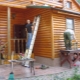 Wie wählt man eine Fassadenfarbe für Holzarbeiten im Freien?