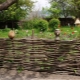 The subtleties of the design of a wicker fence