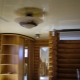 Stretch strop v dřevěném domě: klady a zápory