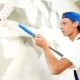 Musí být stěny před malováním opatřeny základním nátěrem?