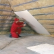 Dämmung des Dachbodens von innen: Materialwahl und Arbeitsreihenfolge