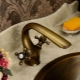 Faucets in retro style: old forms with a new interpretation