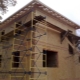 Die Feinheiten des Prozesses der Fertigstellung der Fassade des Hauses mit SIP-Paneelen