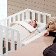 Merkmale der Wahl der Bettwäsche für Neugeborene