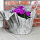 ¿Cómo hacer un jarrón de cemento y tela para jardín de bricolaje?