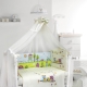 Lenjerie de pat într-un pătuț pentru nou-născuți: tipuri de seturi și criterii de selecție