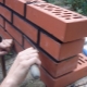 How to properly lay a brick under the jointing?