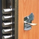 How to put locks in metal doors correctly?
