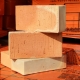 Ordinary brick: what is it and what characteristics are different?