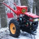 Pásy pro pojízdný traktor: výběr a instalace