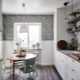 Wallpaper for a small kitchen: the subtleties of choice