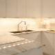 خيارات لإضاءة منطقة العمل في المطبخ