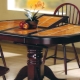Kitchen oval sliding table: features and choices