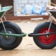 Construction one-wheeled reinforced wheelbarrows