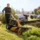 How to choose a mower for tall grass?