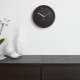 Mechanical wall clock: features and design