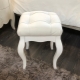Choosing a pouf for a dressing table