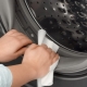 How to clean a rubber band in a washing machine?