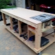 How to make a workbench with your own hands?