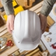 Varieties of construction helmets and tips for choosing them