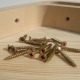 Soiuri și utilizare a șuruburilor pentru lemn