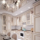 Klasický nábytok v interiéri kuchyne