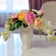 Blumenvasen im Provence-Stil