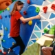 Features of children's climbing walls