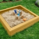 De cât nisip ai nevoie pentru o cutie de nisip?