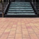 Features of colored paving slabs and paving stones