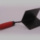 Que sont les spatules d'angle et comment fonctionnent-elles ?