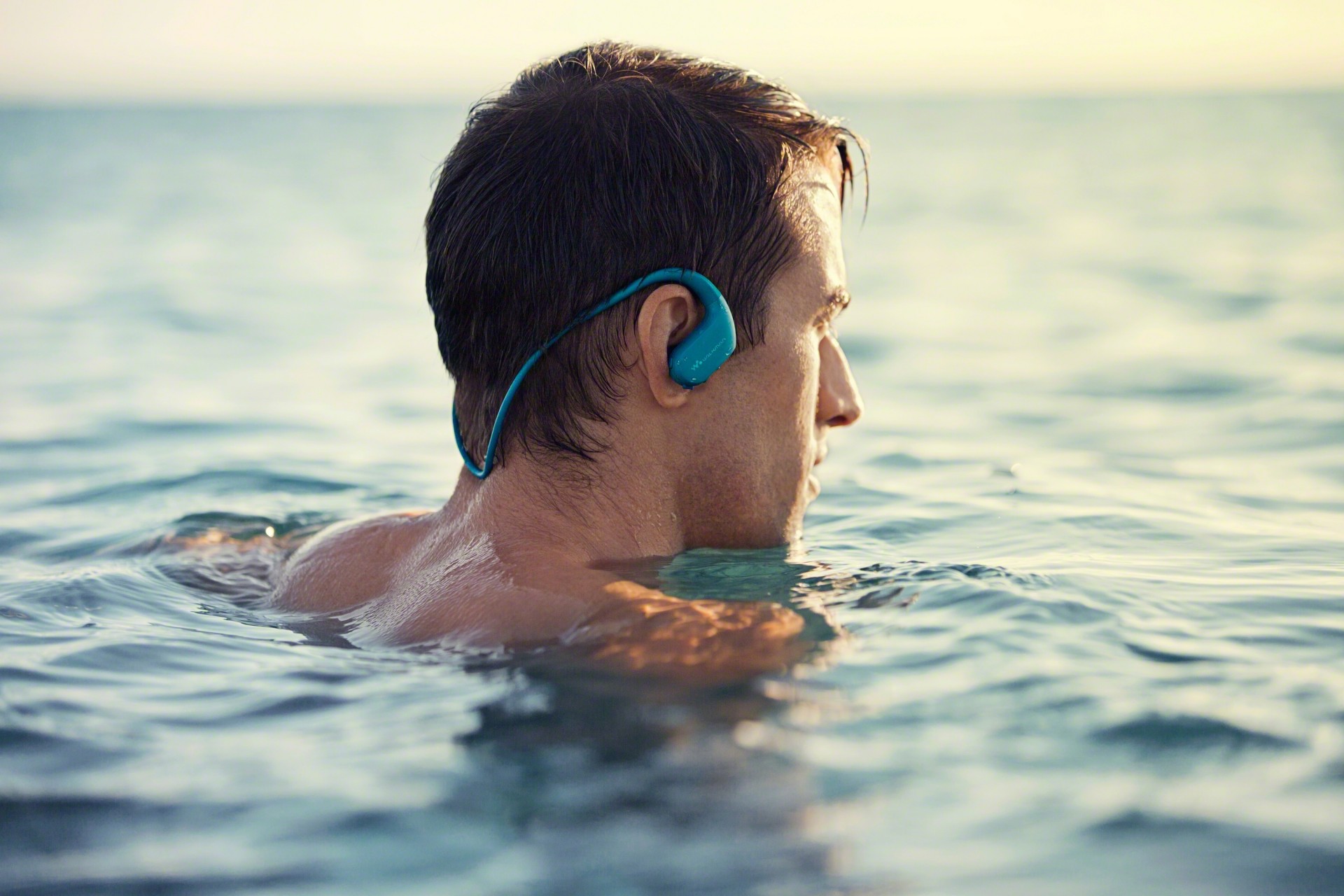 menu Pinpoint efficacy אוזניות אלחוטיות לשחייה בבריכה: מיטב הדגמים האטומים למים. מבחר אוזניות  בלוטות' עמידות למים